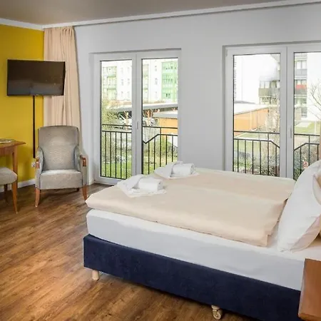 Daire Business-apartment 8 Mit Kueche & Kostenfreiem Parkplatz *